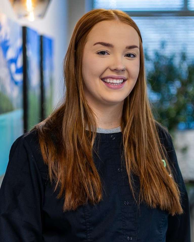 Emma, a dental assistant at dentistry @ university pointe, west chester oh