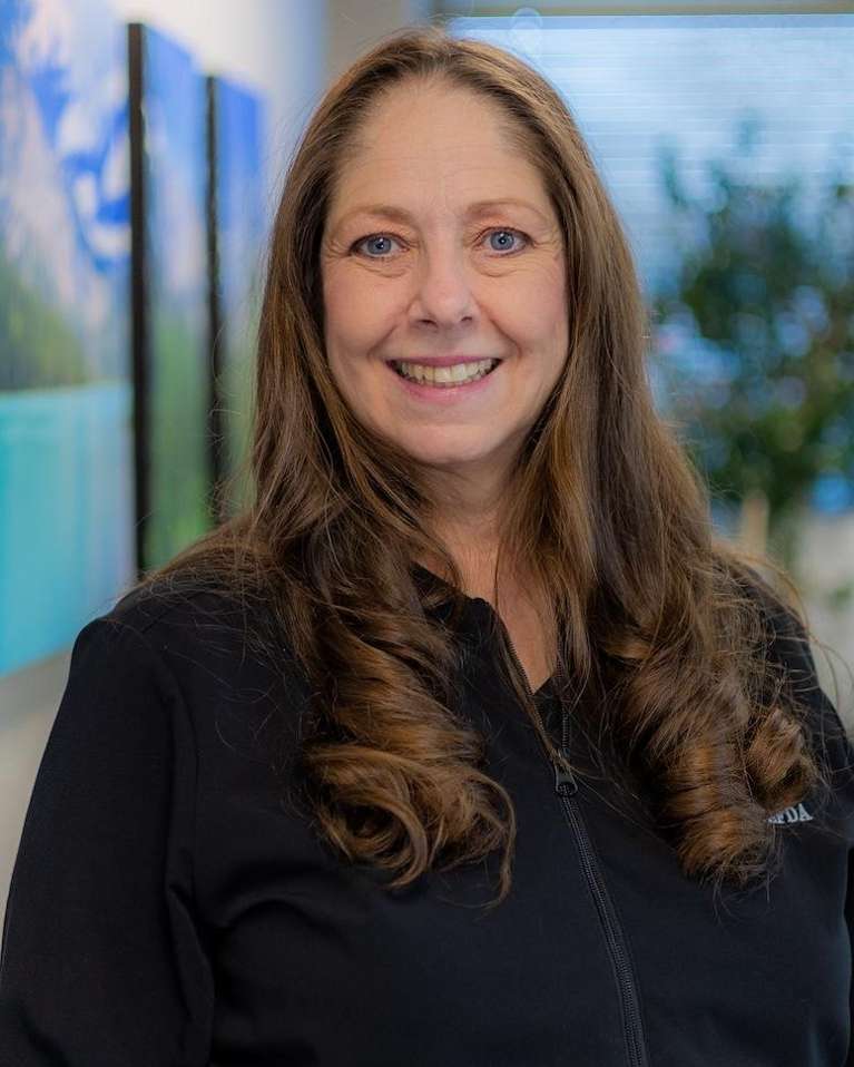 Kim, an expanded function dental assistant at dentistry @ university pointe, west chester oh